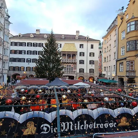 Historical Goldenes Dachl Innsbruck