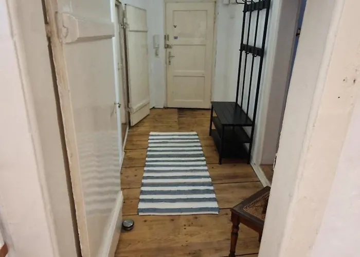 Historical Goldenes Dachl Daire *