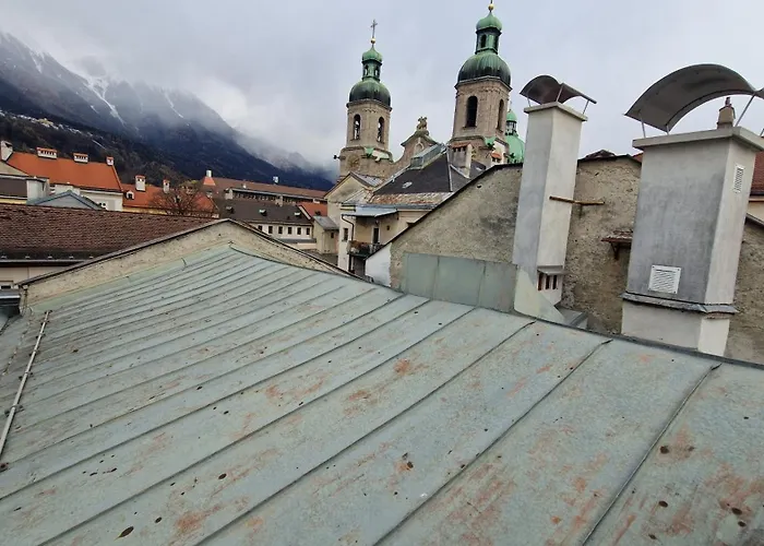 Historical Goldenes Dachl İnnsbruck